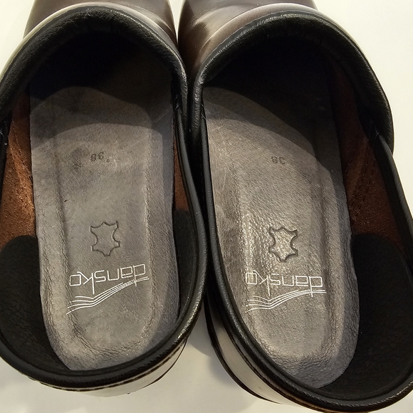 Dansko Women's Pro XP Dark Brown Leather Clogs / Mules Size 38 - Picture 8 of 9